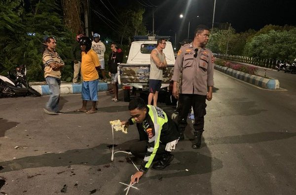 Kumpulan Fakta Hasil Olah TKP Kecelakaan Maut Seorang Pelajar Pengemudi Sepeda Motor Tabrak Mobil Tewas di Kupang